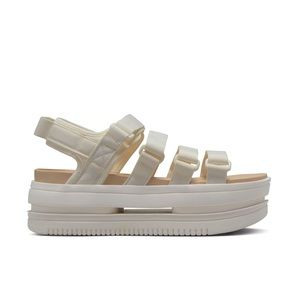 Women’s 9. Brand new. Never worn